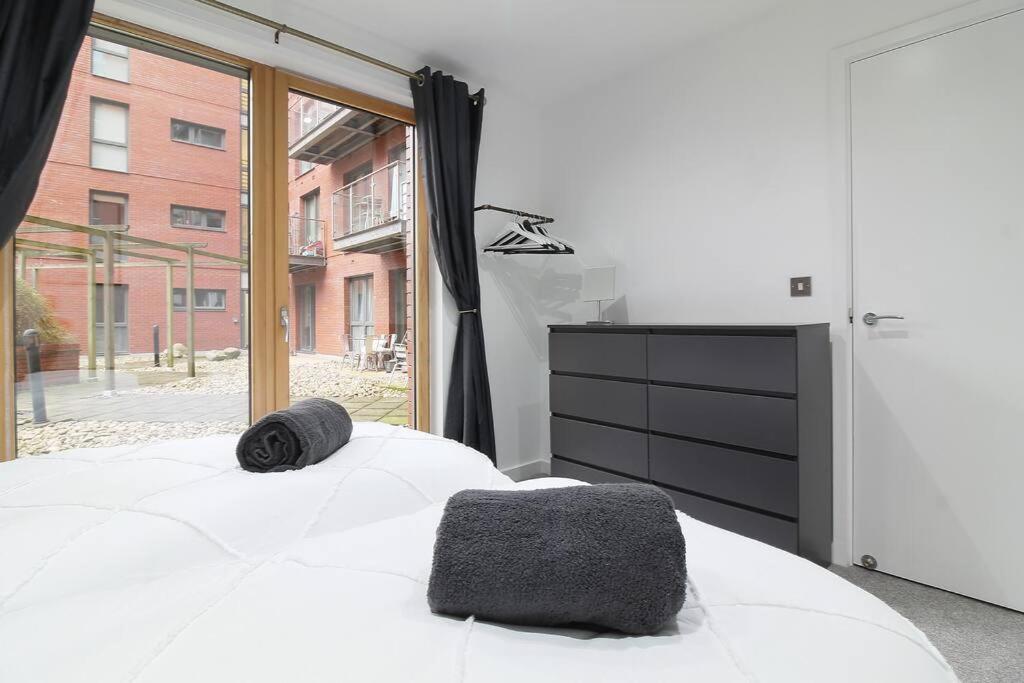 Stylish Modern Home In Шефилд Экстерьер фото